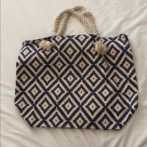 Summer & Rose navy and cream tote